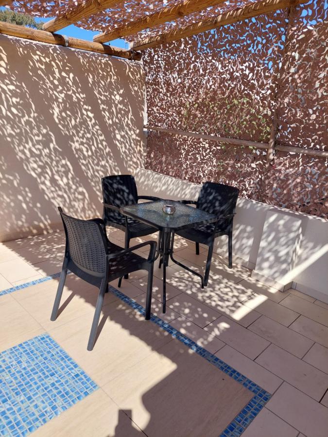 Sun Stories Suites Vóthon Eksteriør billede