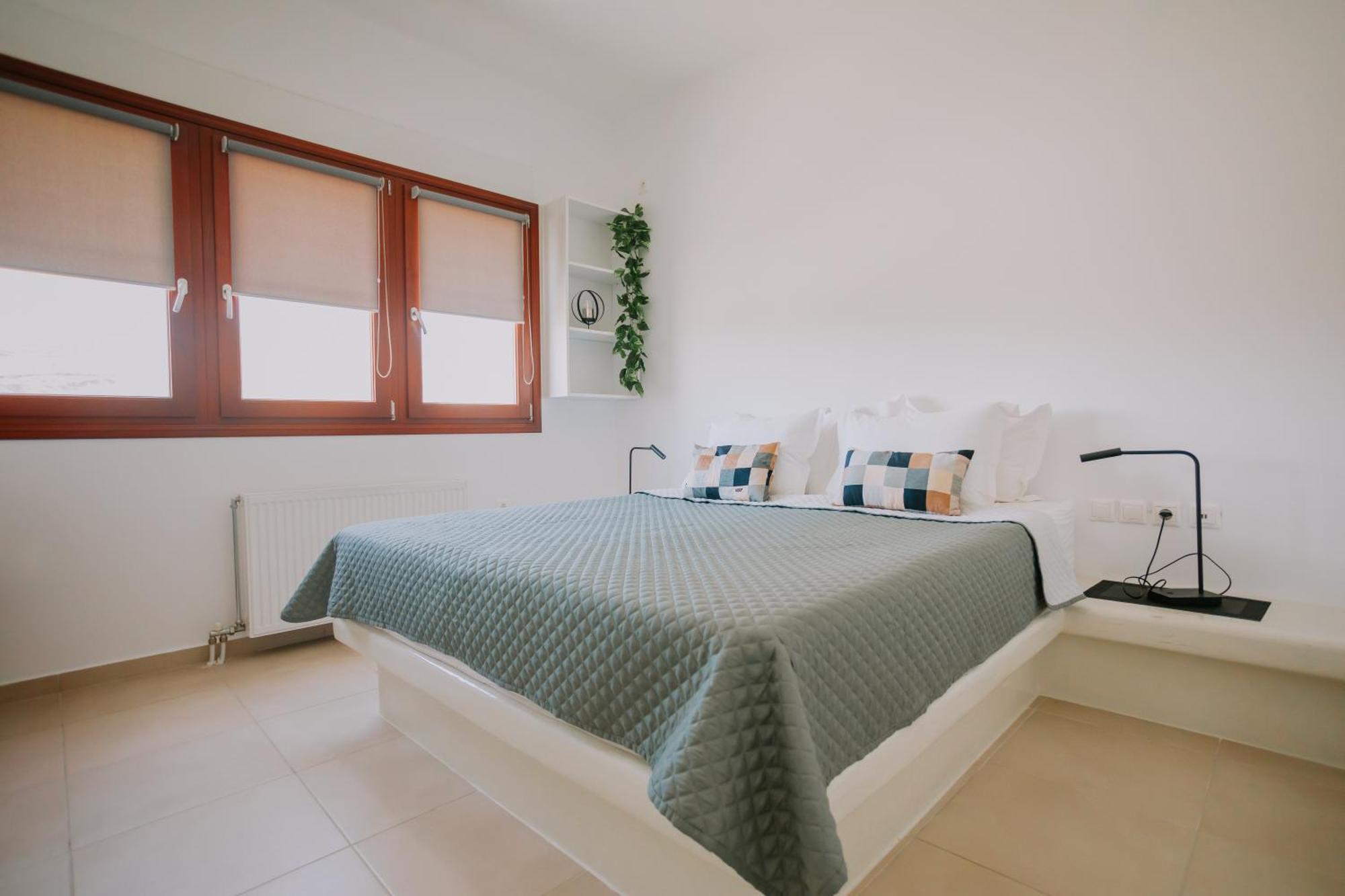 Sun Stories Suites Vóthon Eksteriør billede