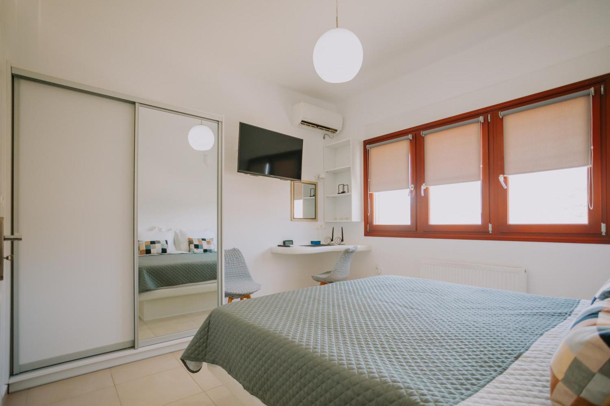 Sun Stories Suites Vóthon Eksteriør billede