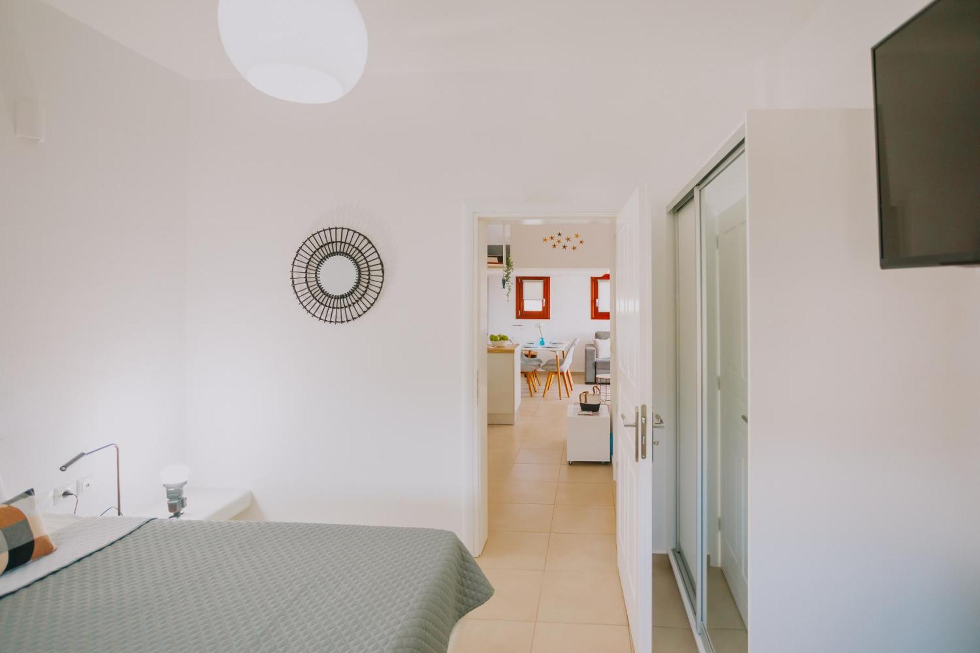 Sun Stories Suites Vóthon Eksteriør billede