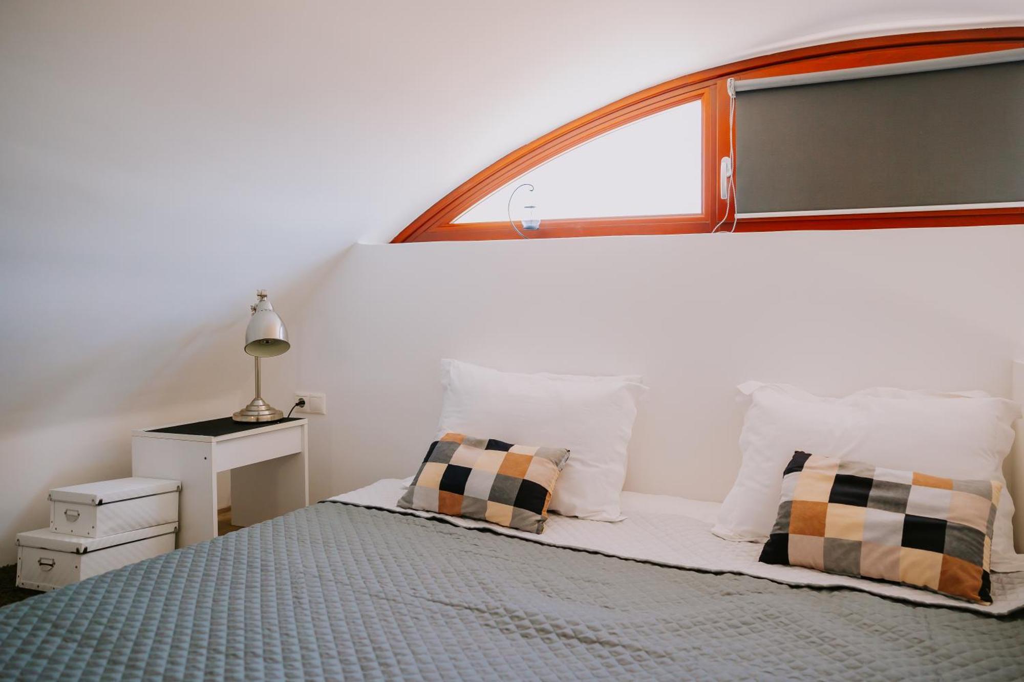 Sun Stories Suites Vóthon Eksteriør billede